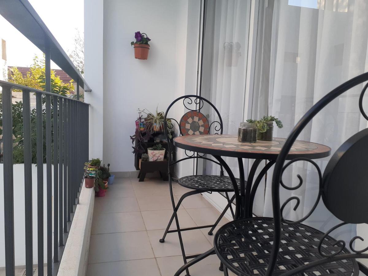 Hermoso Departamento En Temperley Exteriör bild